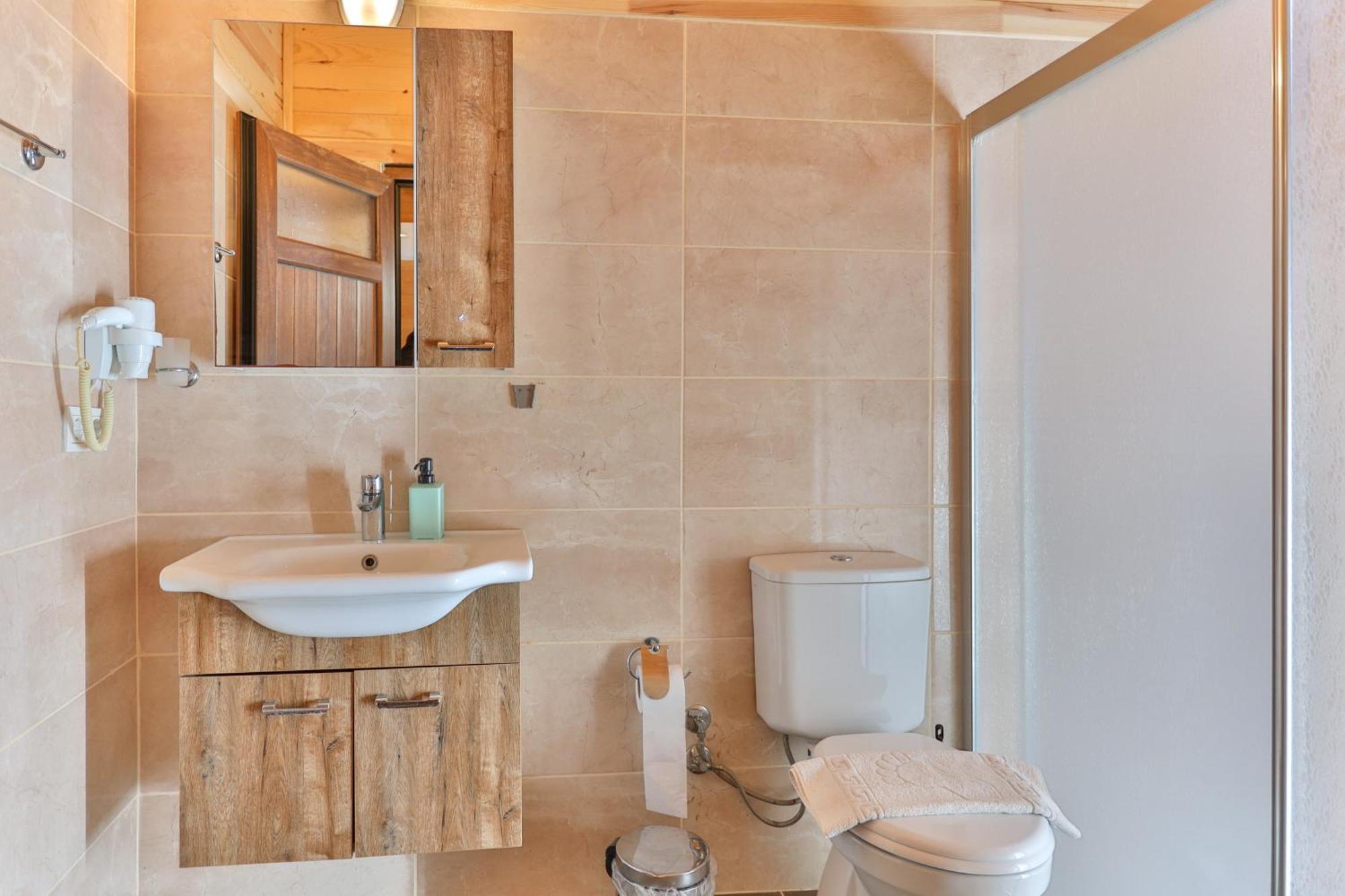 Cinderella Pension&Bungalow Cirali Bagian luar foto
